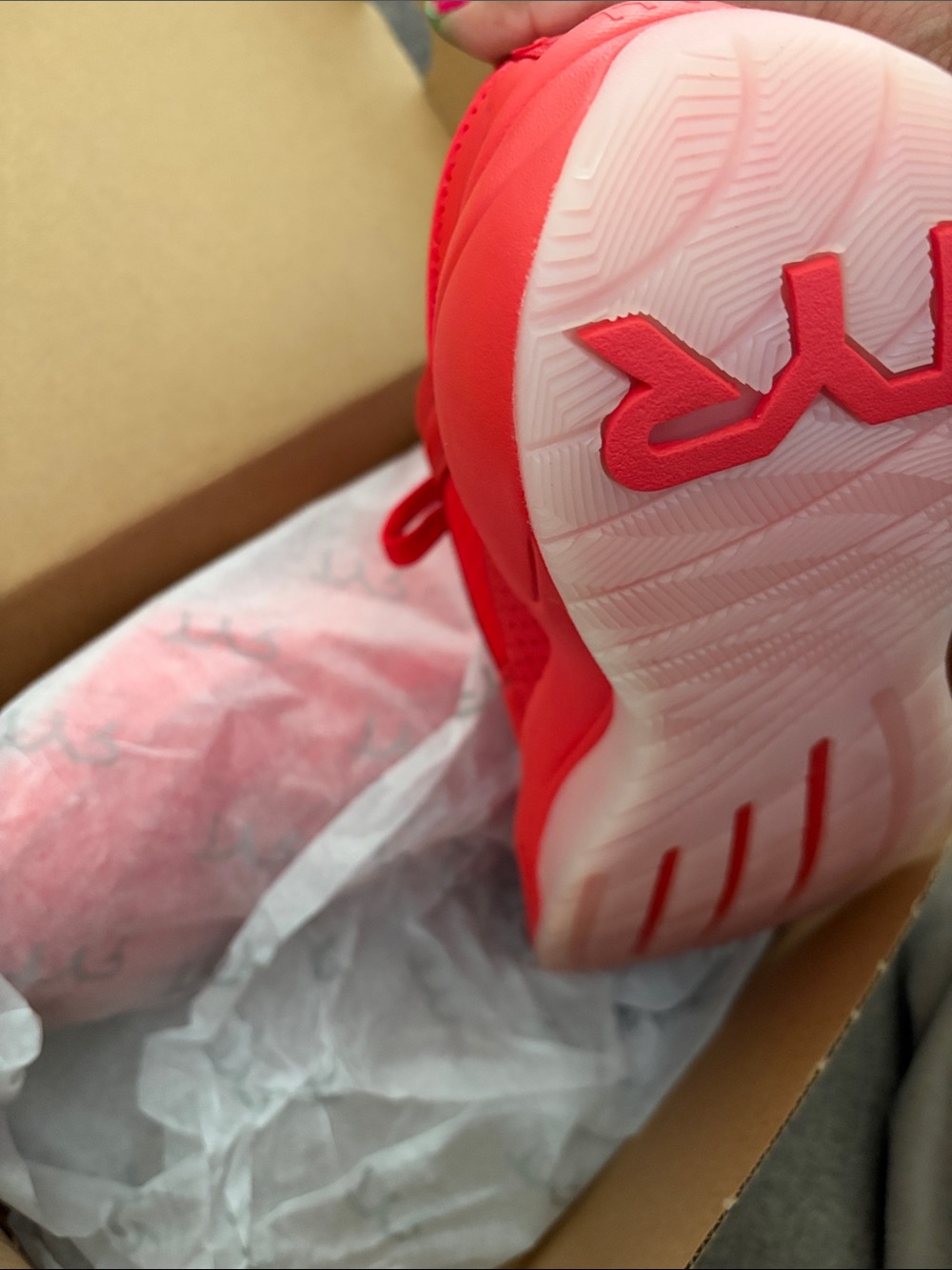 TYR Women's CXT-FLOW Trainer - Vibrant Red - Picture 3 of 3